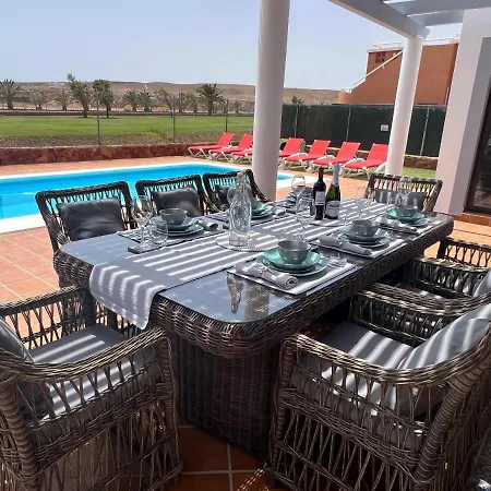 Villa Eva - New To The Market, Fully Refurbished Licensed - Private Pool