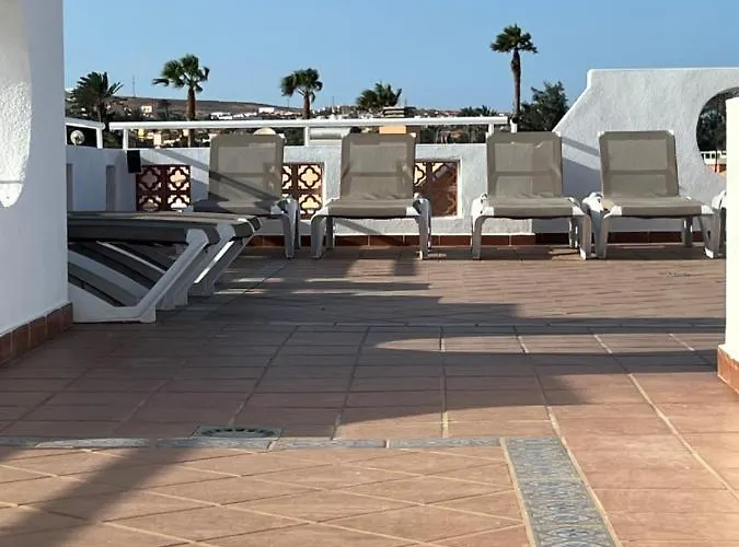 Eva - New To The Market, Fully Refurbished Licensed - Private Pool * Caleta de Fuste