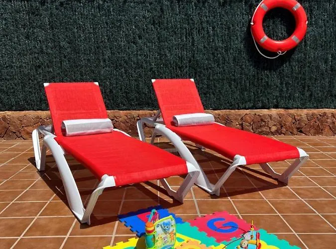 Eva - New To The Market, Fully Refurbished Licensed - Private Pool * Caleta De Fuste