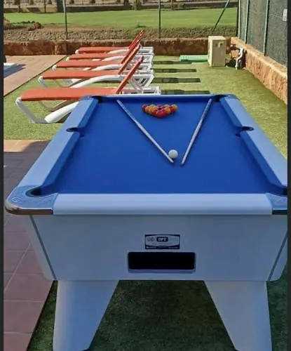 Eva - New To The Market, Fully Refurbished Licensed - Private Pool * カレタ・デ・フステ